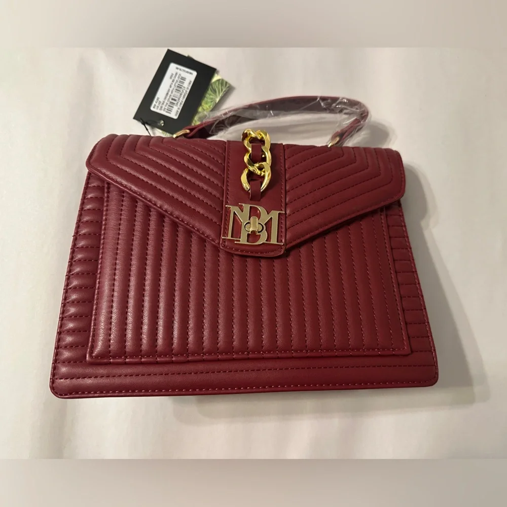 Badgley Mischka Quilted Crossbody w/ Big Chain Detail - NWT - Picture 2 of 16
